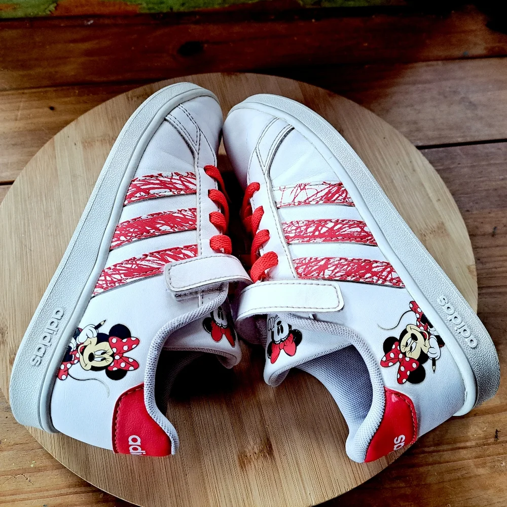 Adidas Disney Minnie Mouse Grand Court Shoes Kid's Size 2 White Red GZ3318